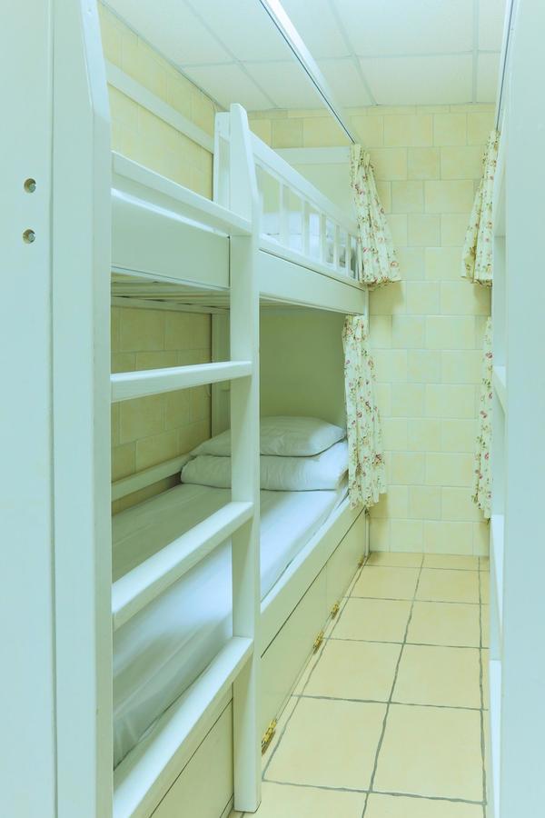 Hostel N1 Dom Одеса Екстериор снимка